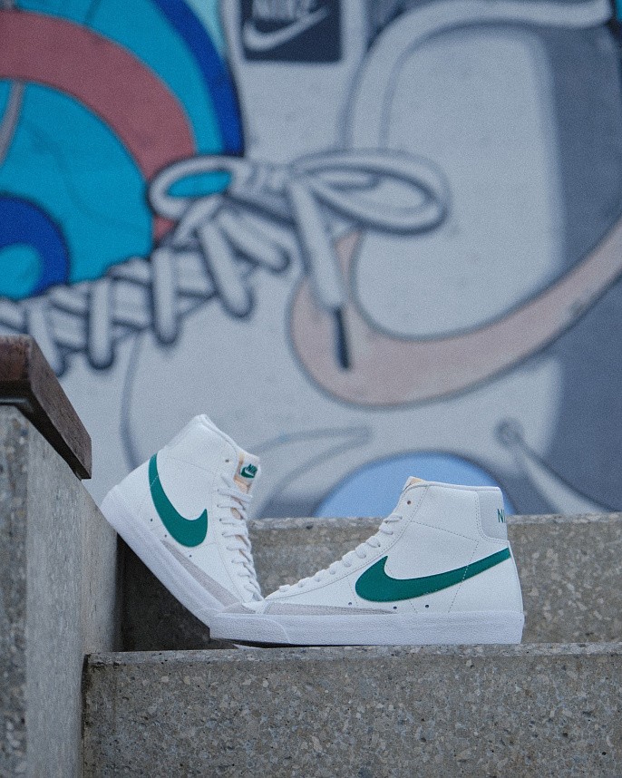 Кроссовки Nike Blazer Mid '77 Vintage Summit White/Photon Dust/White/Malachite