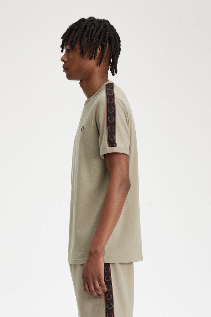 Футболка Fred Perry Contrast Tape Ringer T-Shirt