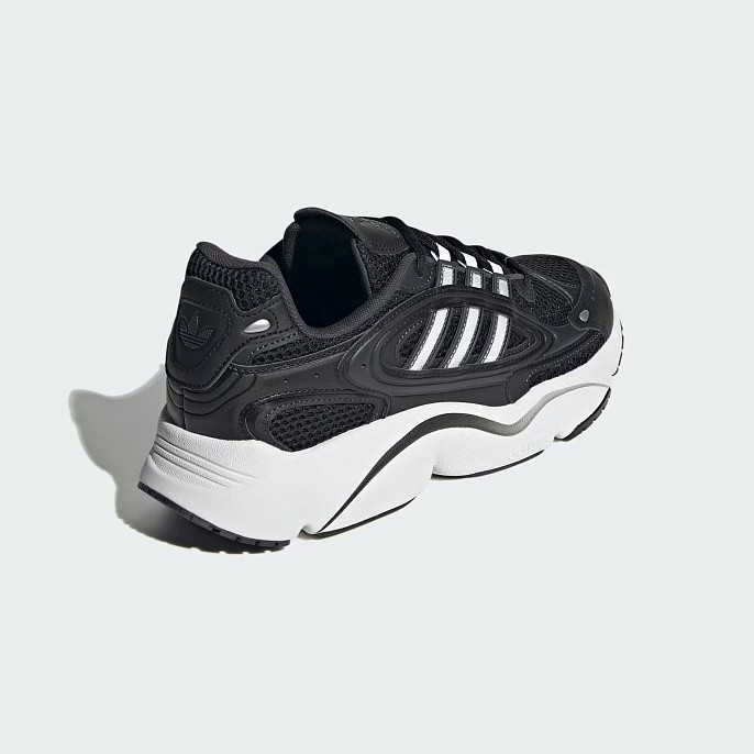 Кроссовки мужские adidas Originals Ozmillen Core Black/Cloud White/Carbon