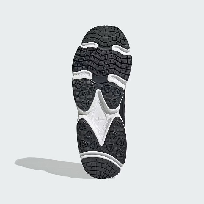 Кроссовки мужские adidas Originals Ozmillen Core Black/Cloud White/Carbon