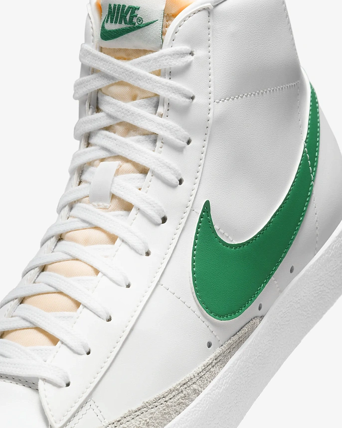 Кроссовки Nike Blazer Mid '77 Vintage Summit White/Photon Dust/White/Malachite